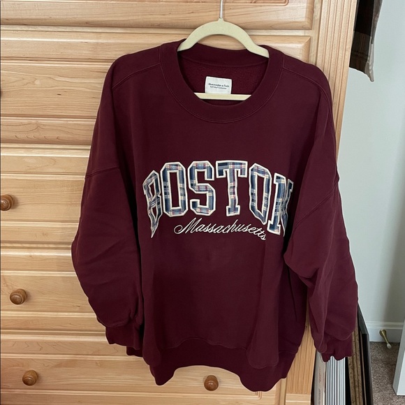 A&F Boston Plaid Sunday Crewneck Sweatshirt - Picture 9 of 12